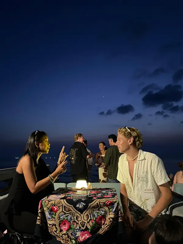 Tarot reading at night